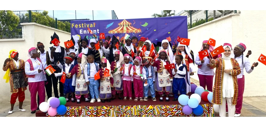 Journée de la souveraineté nationale et de l'enfant à Maarif