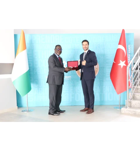 Visite de courtoisie de l'Honorable Député M. KOFFI EUGENE N'GUESSAN à la Fondation Maarif de Türkiye en Côte d’Ivoire.